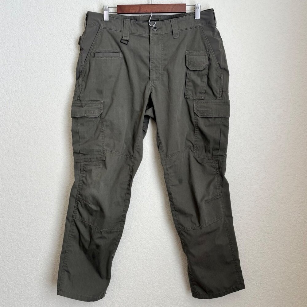 5.11 Tactical Mens Cargo Pants Khaki Green Size 34x31 Cotton Nylon Blend Outdoor